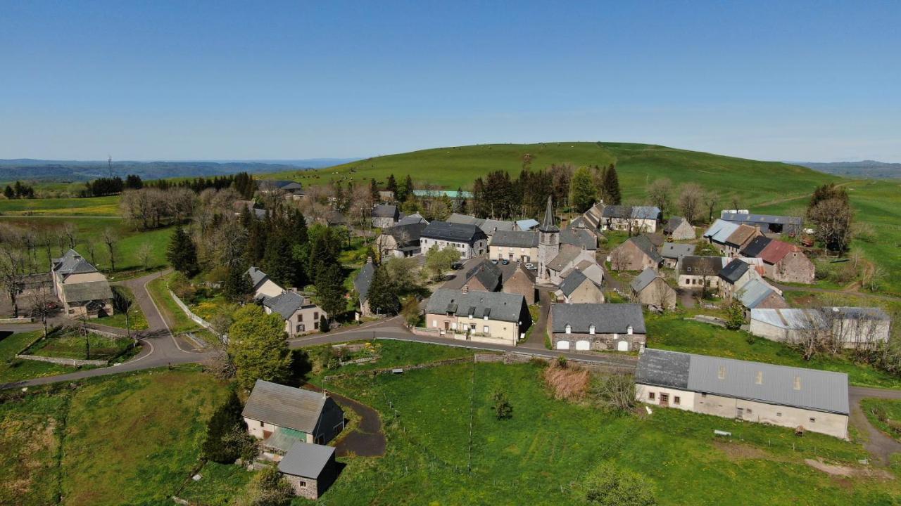 Auberge Du Cezallier Montgreleix Luaran gambar