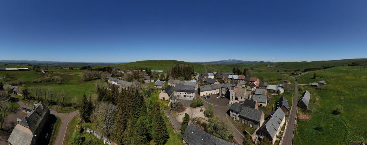 Auberge Du Cezallier Montgreleix Luaran gambar